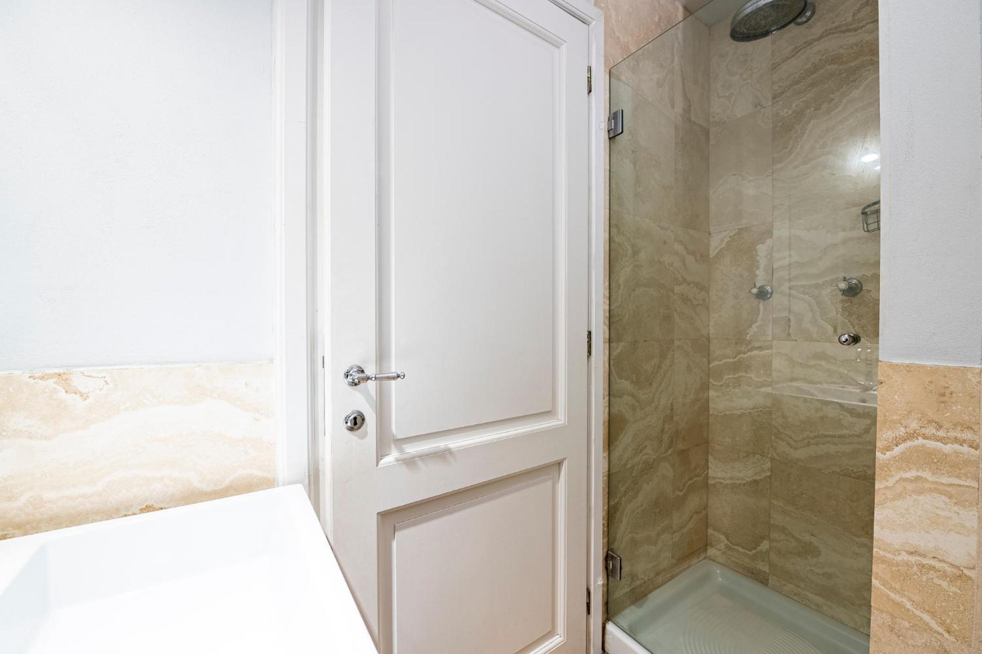 פירנצה Suite In Pz. Michelangelo: Due Camere Con Due Bagni מראה חיצוני תמונה