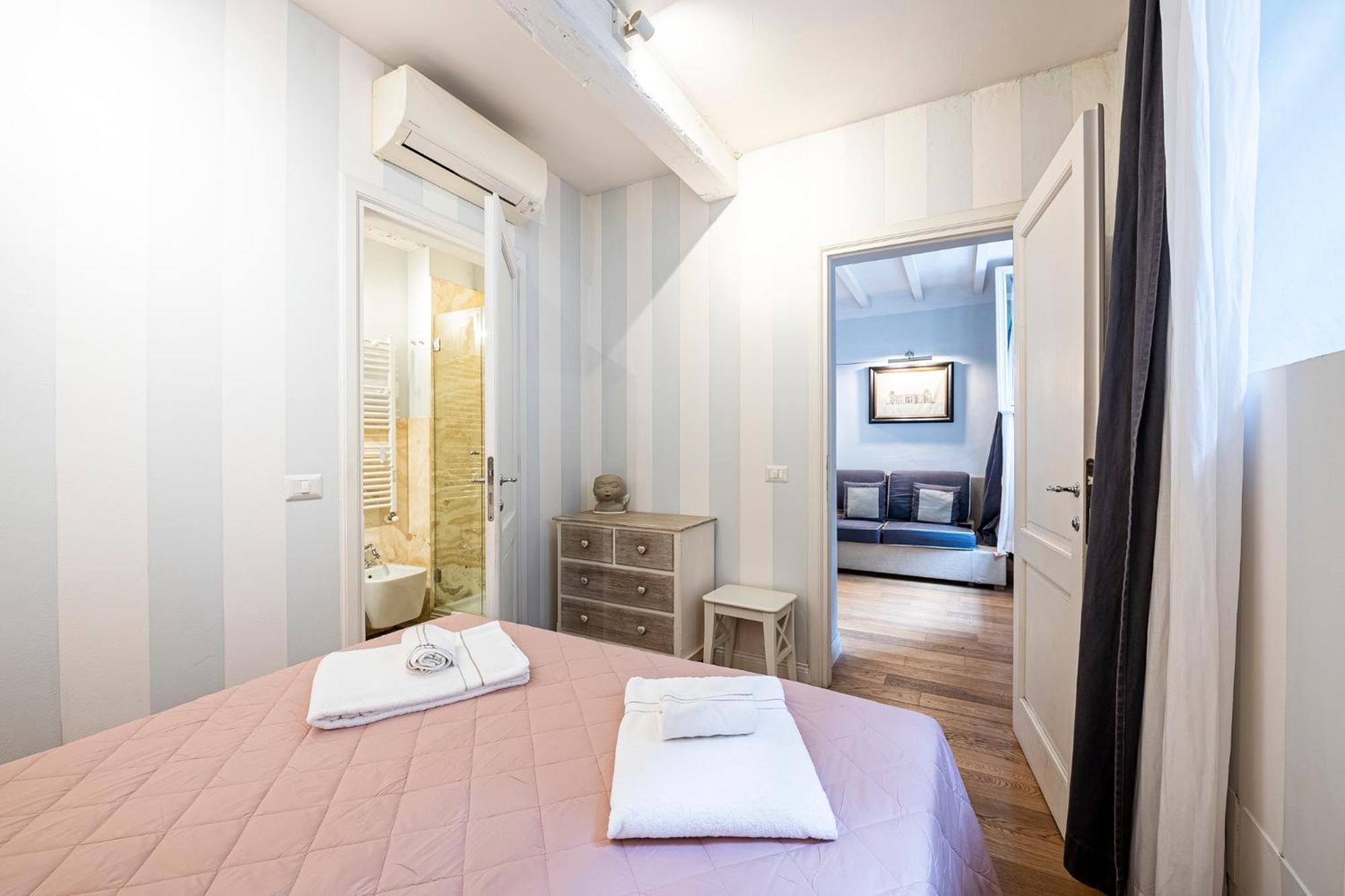 פירנצה Suite In Pz. Michelangelo: Due Camere Con Due Bagni מראה חיצוני תמונה